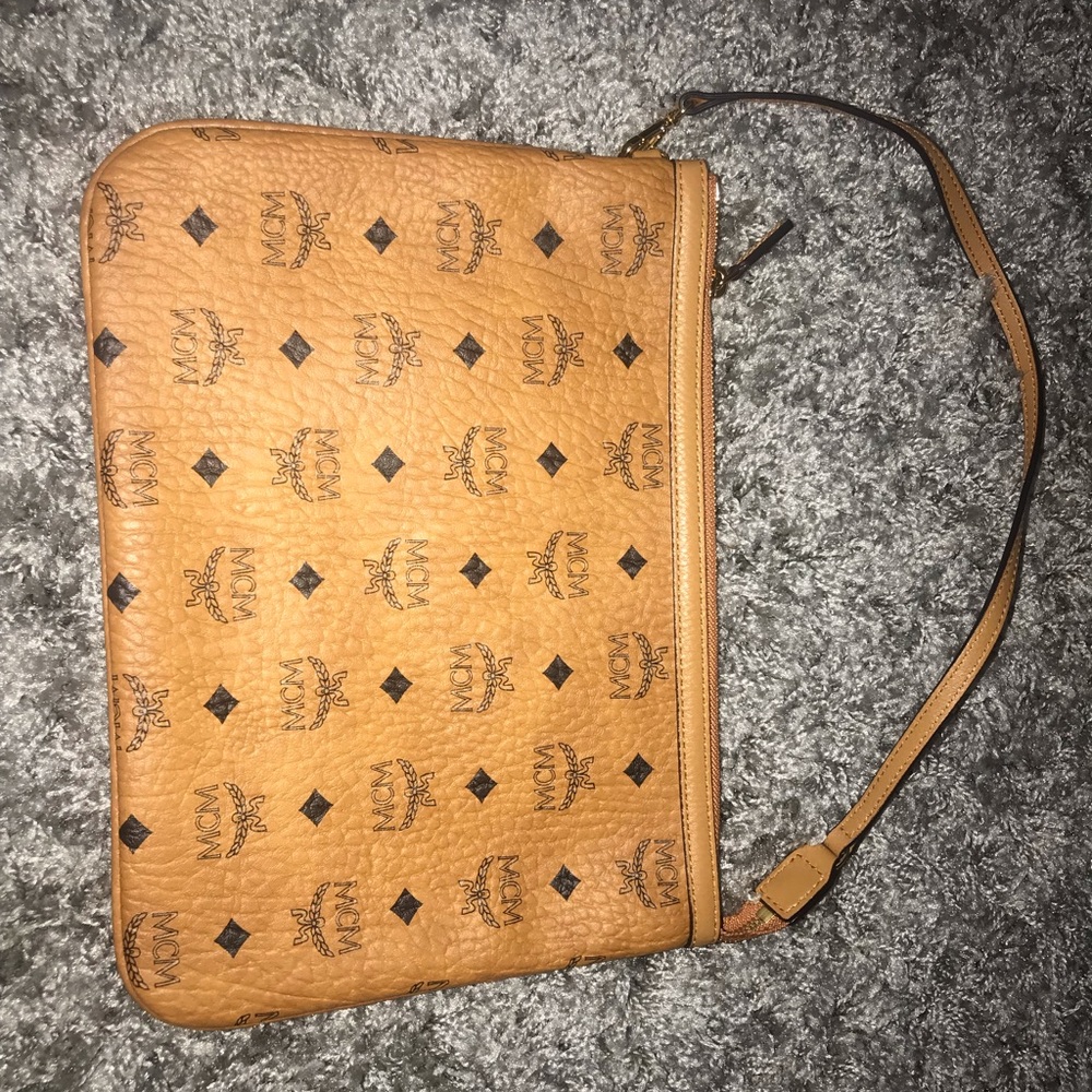 Mcm Visetos Pouch Crossbody